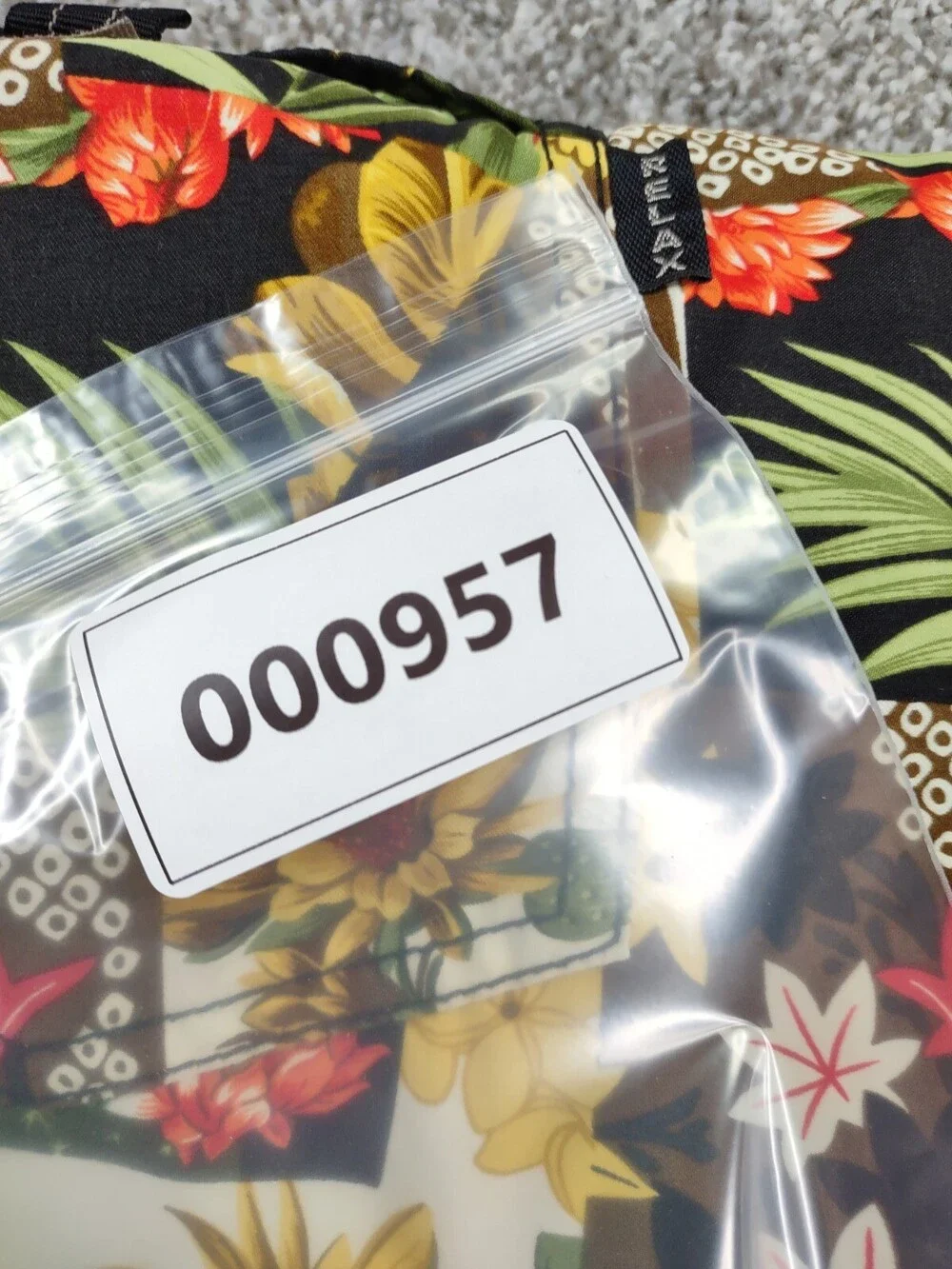 Tommy Bahama Shorts Men Medium Mesh Brief Lined Swim Trunks Hawaiian Print Relax
